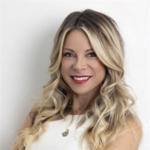 Kristen DeWitt